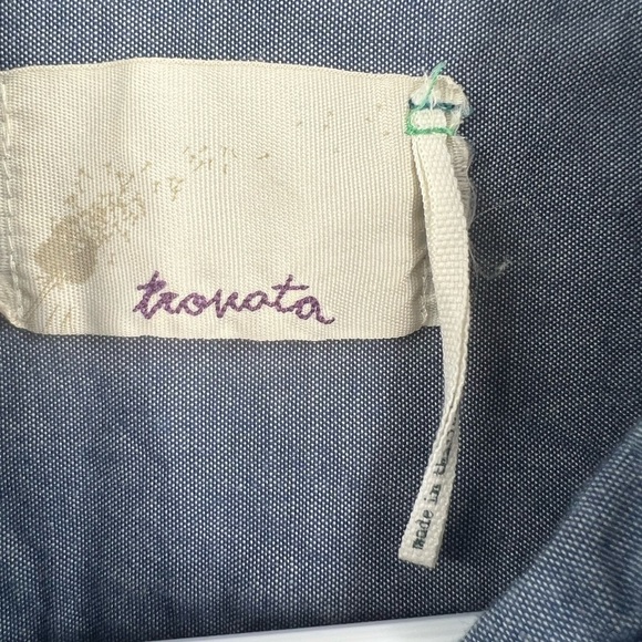 Trovota blue long sleeve button down shirt size S - Picture 3 of 7